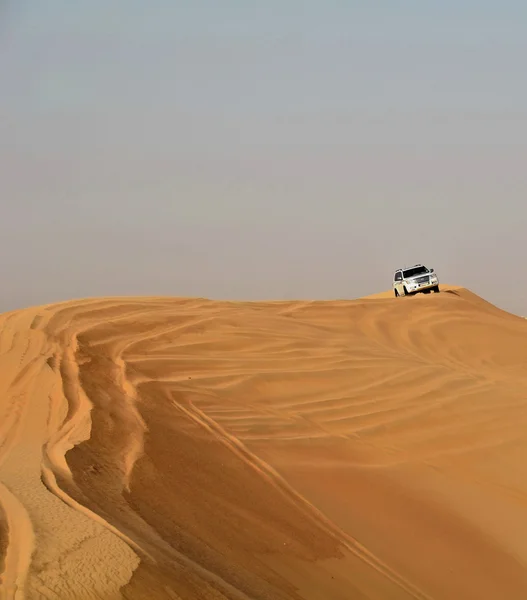Jeepsafari rond Dubai; Verenigde Arabische Emiraten — Stockfoto