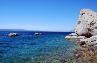 Kayalık plaj, Brela, Hırvatistan