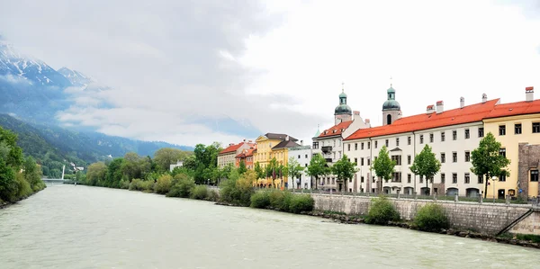 Veiw van de rivier de Salzach, Salzburg, Oostenrijk — Stockfoto