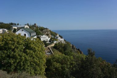 Kırım 'daki Cape Fiolent' te Aziz George Manastırı manzarası