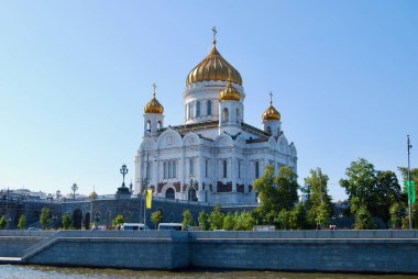 MOSCOW, RUSSIA - 5 EYLÜL 2009: Moskova Nehri 'nden Kurtarıcı İsa' nın Katedrali