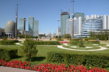 Yeşil Bulvarı Astana'su. Kazakistan sembolü