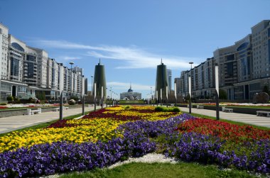 Yeşil Bulvarı Astana'su. Kazakistan sembolü