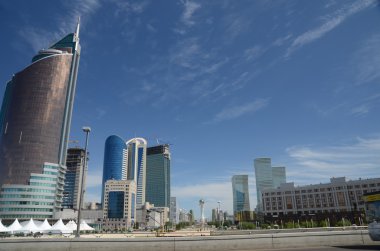 Yeşil Bulvarı Astana'su. Kazakistan sembolü