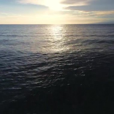 gün batımında okyanus görmek