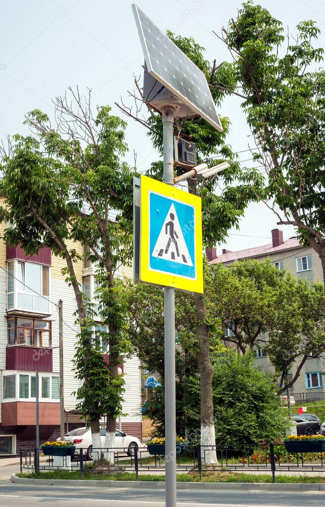 Solar powered road sign 