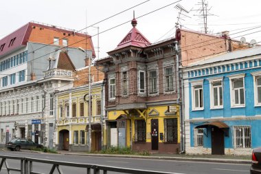 Emlakçı Ivanova Daria. Samara şehri. Rusya Ağustos 2021 