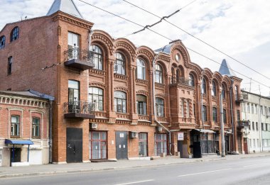 İnşaat müteahhiti Arseny Yurin. Samara şehri. Rusya Ağustos 2021 