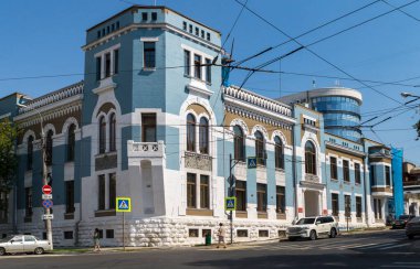 Vasily Mikhailovich Suroshnikov 'un malikanesi. Pionerskaya Caddesi 22 numara. Samara. Rusya Ağustos 2021 