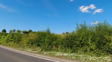 İngiltere 'nin tarihi hamamından Newport City Galler' e kadar düşük açılı araba monte edilmiş kamera görüntüleri. Görüntüler 13 Temmuz 2025 'te çekildi. İngiltere 'yi gezip Galler' e ve İngiltere 'nin kırsal bölgelerinden geçeceğiz.