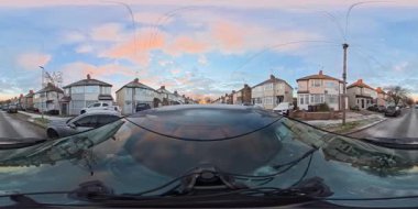 Luton City Streets Tour on Car during Cold Sunny Evening ve during Sunset during 3 Ocak 2026. Low ve Ultra Geniş Açı 360 Panoramik Araba İngiliz İnşaat ve Yollarının 360 Kamera Görüntüsü Luton City Street View of England