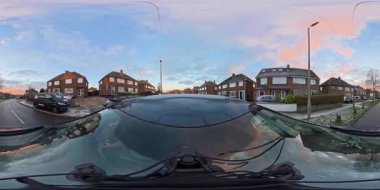 Luton City Streets Tour on Car during Cold Sunny Evening ve during Sunset during 3 Ocak 2026. Low ve Ultra Geniş Açı 360 Panoramik Araba İngiliz İnşaat ve Yollarının 360 Kamera Görüntüsü Luton City Street View of England