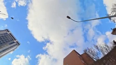 Eşsiz ve Ultra Geniş Panoramik Style Görüntüleri Londra Merkez Şehri 20 Ocak 2026 'da Şehir Aracıyla Sokaklar Arasında Araba Sürerken