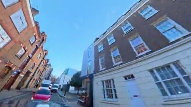 Eşsiz ve Ultra Geniş Panoramik Style Görüntüleri Londra Merkez Şehri 20 Ocak 2026 'da Şehir Aracıyla Sokaklar Arasında Araba Sürerken