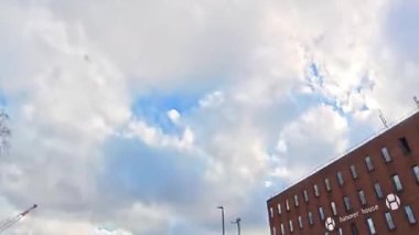 Eşsiz ve Ultra Geniş Panoramik Style Görüntüleri Londra Merkez Şehri 20 Ocak 2026 'da Şehir Aracıyla Sokaklar Arasında Araba Sürerken