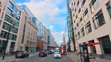 Eşsiz ve Ultra Geniş Panoramik Style Görüntüleri Londra Merkez Şehri 20 Ocak 2026 'da Şehir Aracıyla Sokaklar Arasında Araba Sürerken