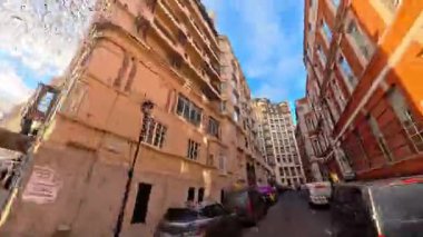 Eşsiz ve Ultra Geniş Panoramik Style Görüntüleri Londra Merkez Şehri 20 Ocak 2026 'da Şehir Aracıyla Sokaklar Arasında Araba Sürerken