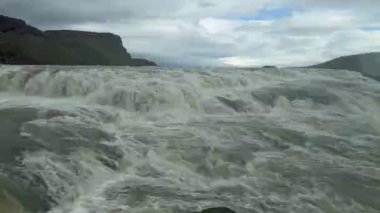 Vahşi Şelale Gücü İzlanda Peyzaj Doğası. Yüksek kalite 4k görüntü