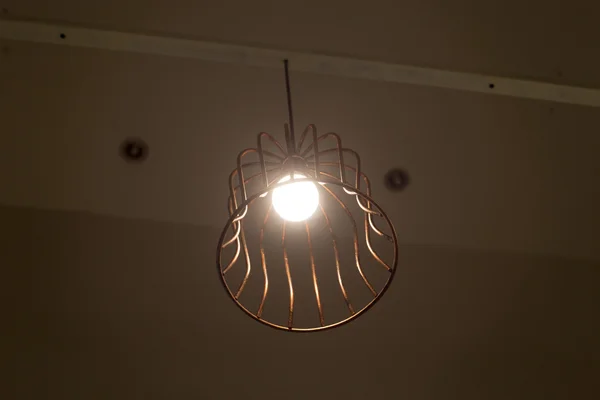 Stílusos lámpaernyők fa egység — Stock Fotó