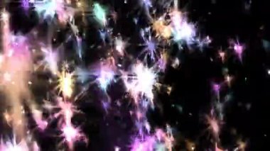 Karanlık bir boşlukta renkli kıvılcımlar patlıyor. Parlak altın patlamaları, mor ve cyan ışığı patlar.
