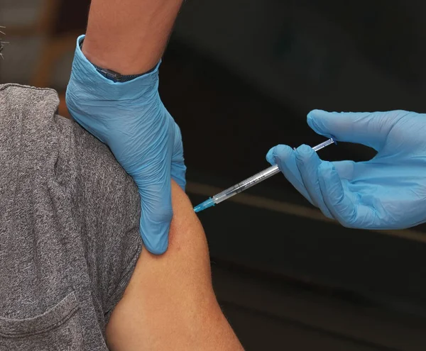 Vaccinatie Immuniteit Ontwikkelen Tegen Covid Productie Van Antilichamen Immuniteit Verbeteren — Stockfoto
