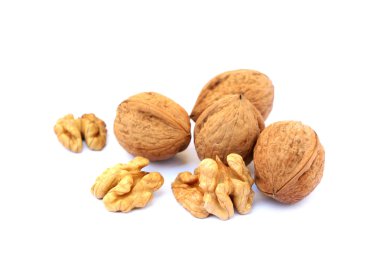 Bir kabuk ile taze ceviz