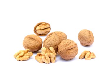 Bir kabuk ile taze ceviz