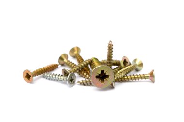 ağaç vidaları dağınık