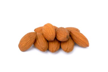 İzole soyulmamış badem