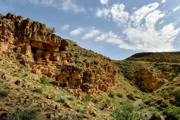 Ermenistan 'daki Meleklerin Vadisi (kanyon) manzaraları.