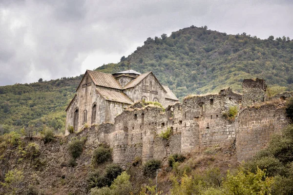 Akhtala manastır kompleksi, Ermenistan, X yüzyılda kuruldu..