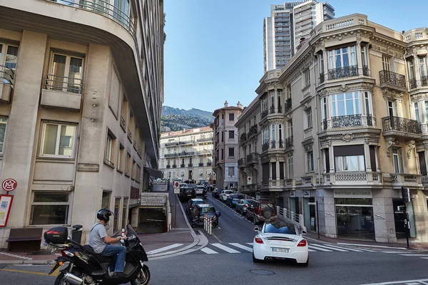 Monte Carlo, Monaco. Vita nelle strade. Persone rilassarsi e passeggiare Fotografia Stock