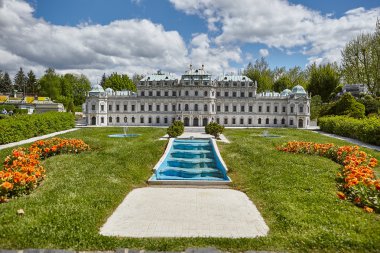 Park Minimundus am Worthersee. En ünlü tarihi binalar ve yapılar dünyanın modelleri. ölçek 1:25