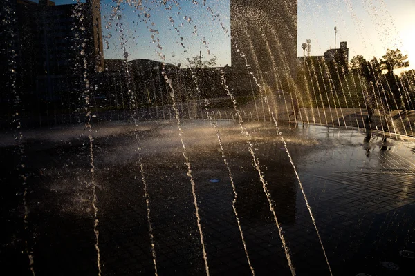 Hermosa fuente en Park, Ciudad Vieja de Bujará, Uzbekistán —  Fotos de Stock