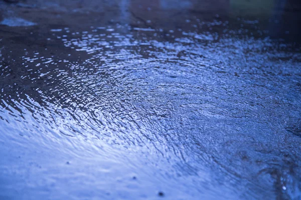 Belles éclaboussures d'eau — Photo