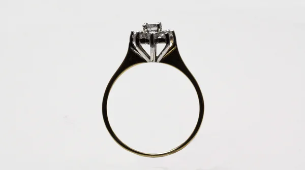 Anel de casamento de diamante — Fotografia de Stock