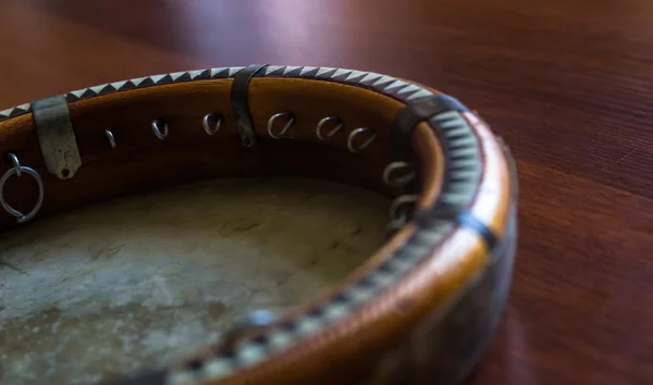 De traditionele doira van de Oezbeekse muziekinstrument, — Stockfoto