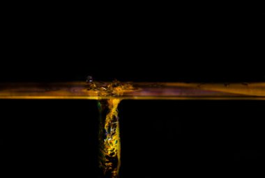 Mavi üzüm suya düştü