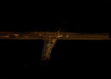 Mavi üzüm suya düştü