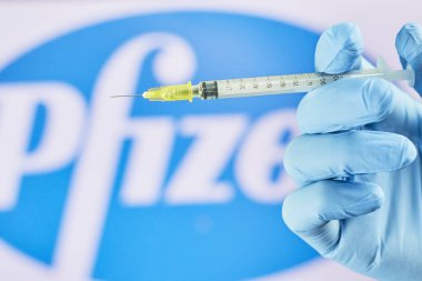 Pfizer aşısı yeni Covid 'e karşı korur