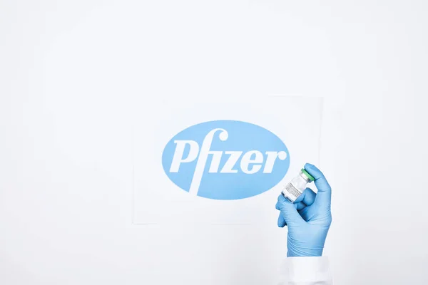 Pfizer vakcína chrání proti nové Covid — Stock fotografie