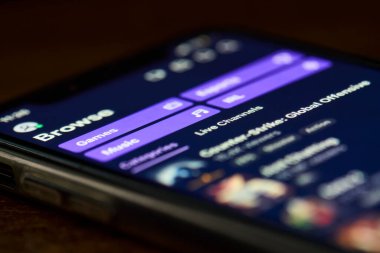 Cep telefonu ekranındaki uygulamayı işaretle