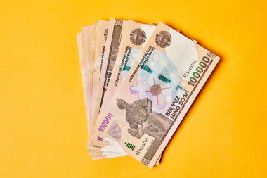 Özbek para birimi toplam para faturası