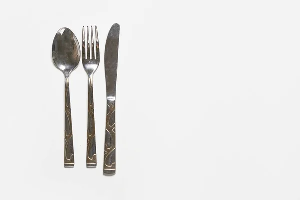 Mangiare piatti del ristorante - Forchetta, cucchiaio e coltello — Foto Stock