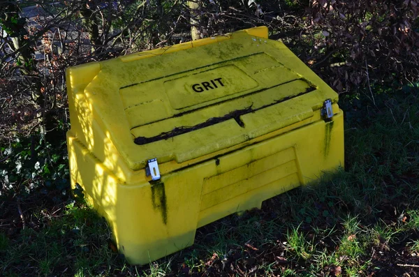 Road salt grit container. — Stock Photo, Image