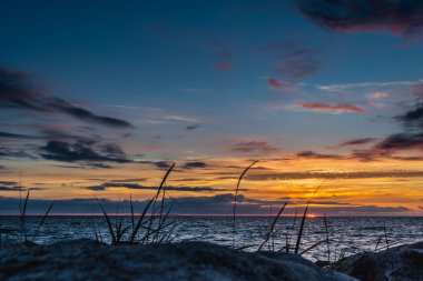 Baltık Denizi güzel günbatımı