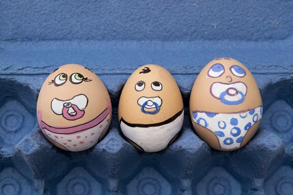 Tres cara de huevo de bebé — Foto de Stock
