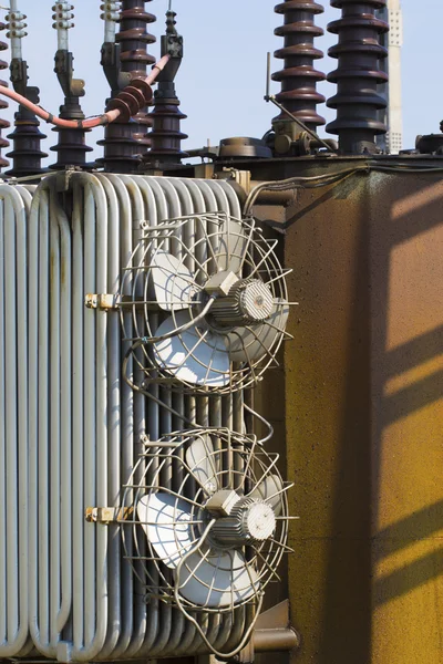 Hochspannungstransformator — Stockfoto