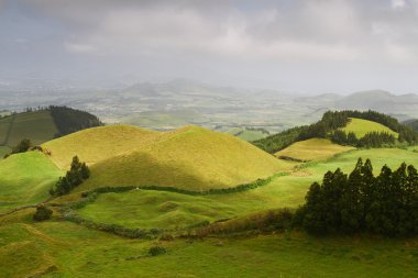 Huzurlu tepelerde Sao Miguel