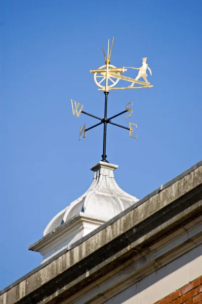 Historic Weather Vane Showing Fusilier Wearing Uniform King Royal Hussars — Stock Photo, Image